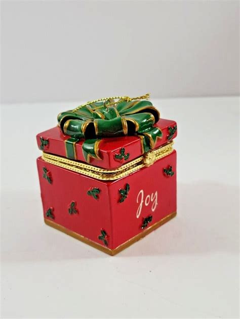 Hinged Box Ornaments 